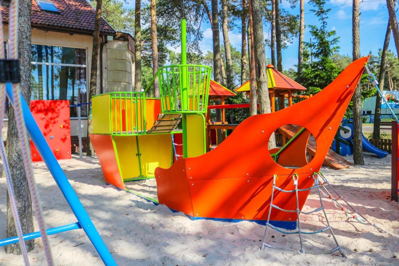 Osrodek Wypoczynkowy Relaks I Apartamenty Łeba Exterior foto