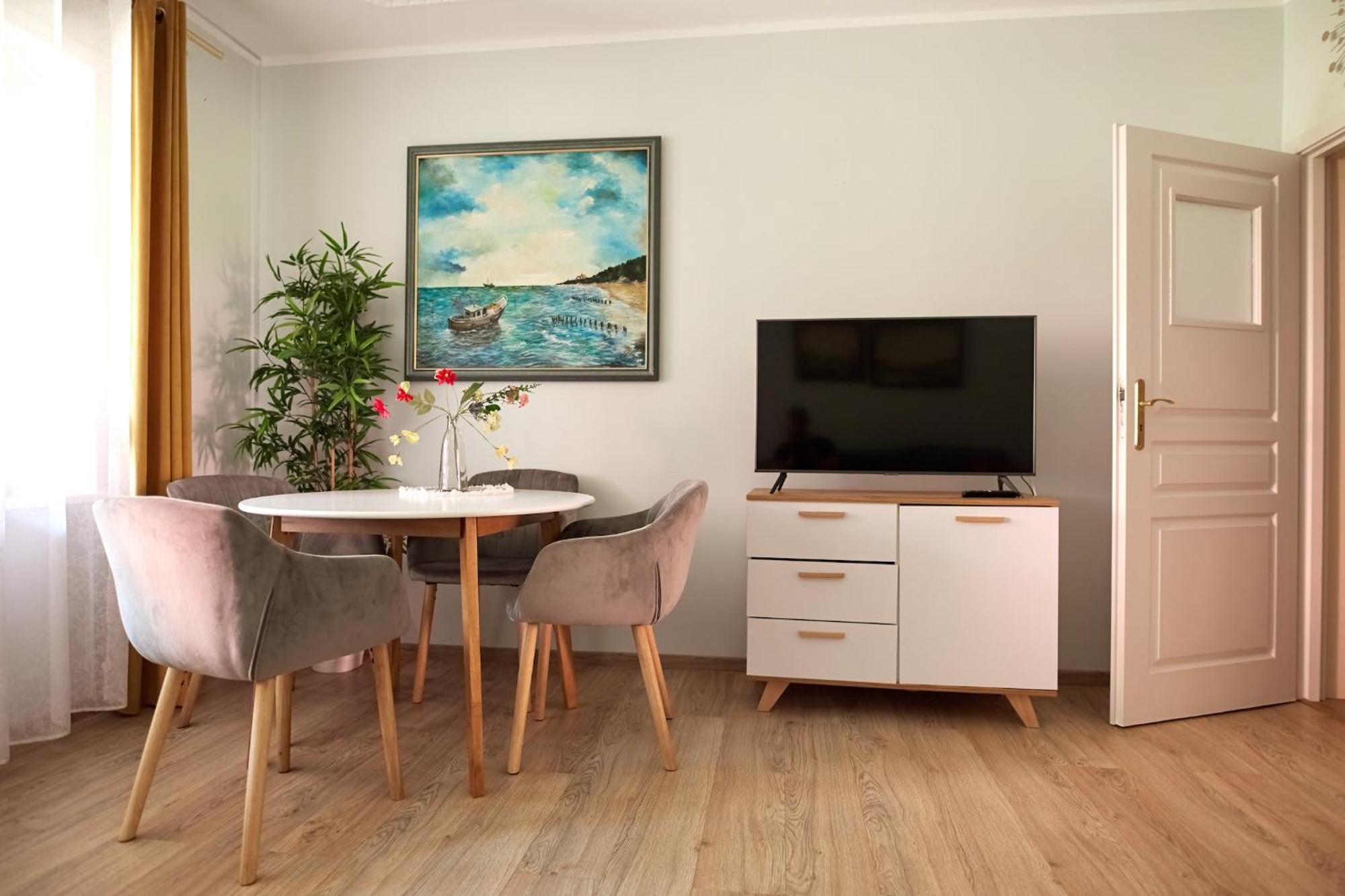 Osrodek Wypoczynkowy Relaks I Apartamenty Łeba Exterior foto